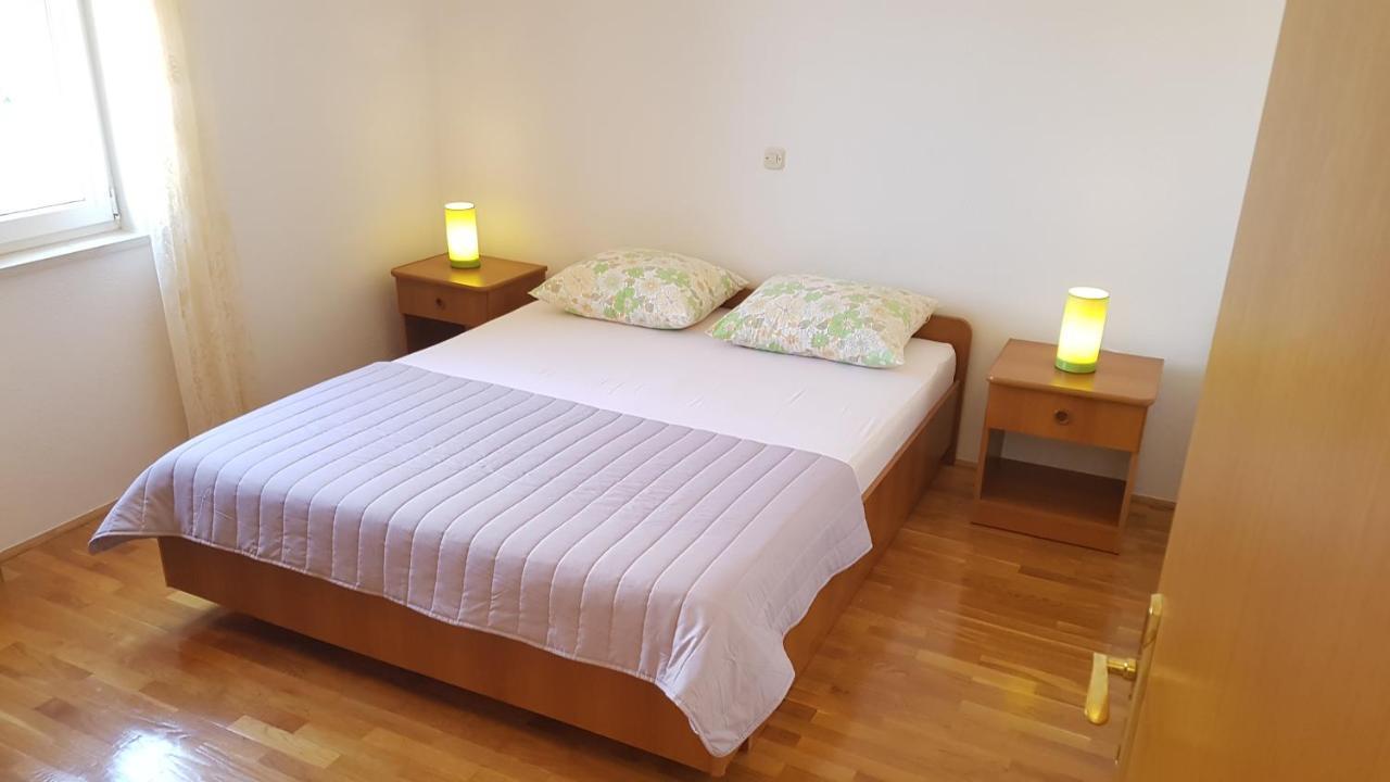 Apartments Edita Макарска Екстериор снимка