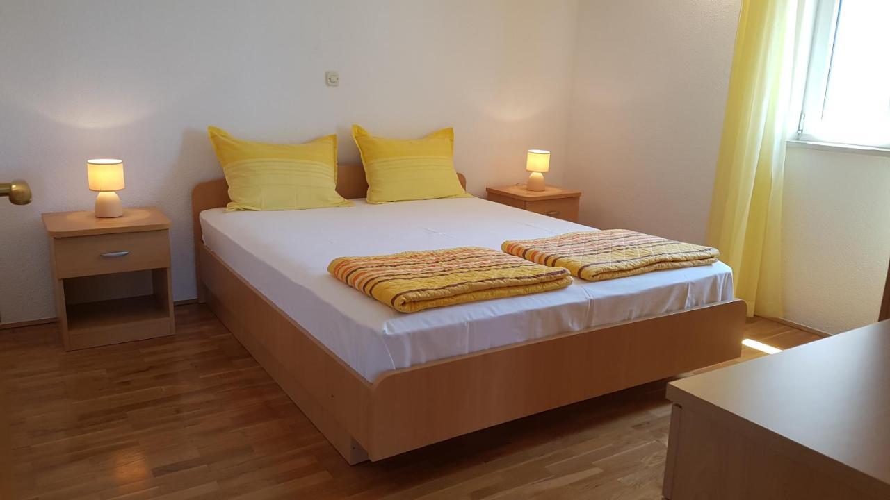 Apartments Edita Макарска Екстериор снимка