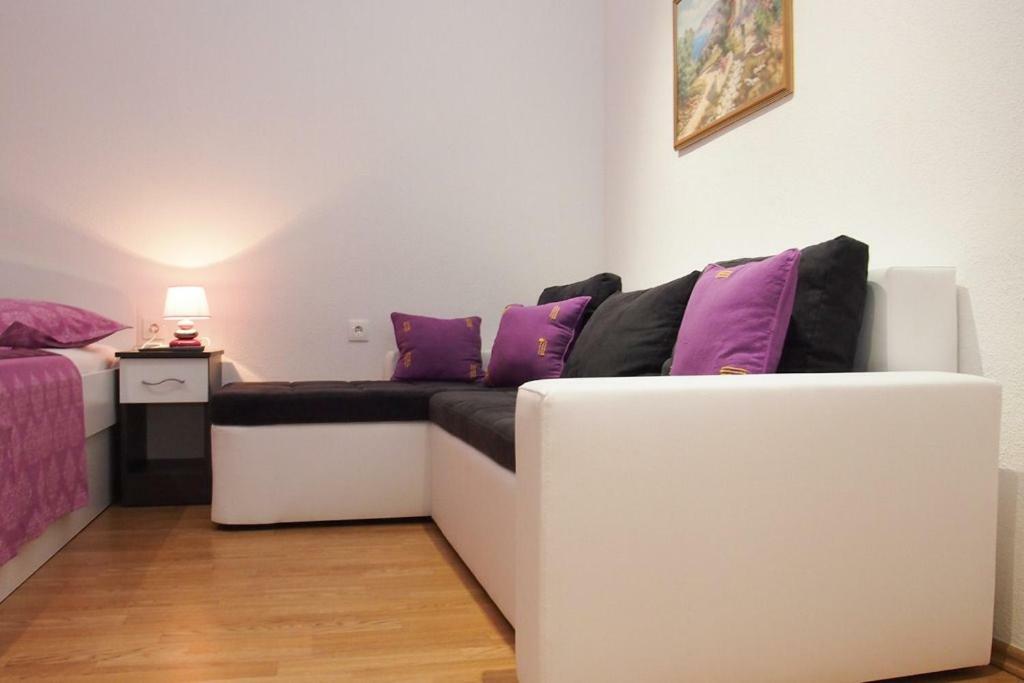 Apartments Edita Макарска Екстериор снимка