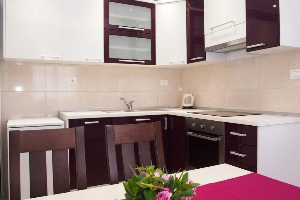 Apartments Edita Макарска Екстериор снимка