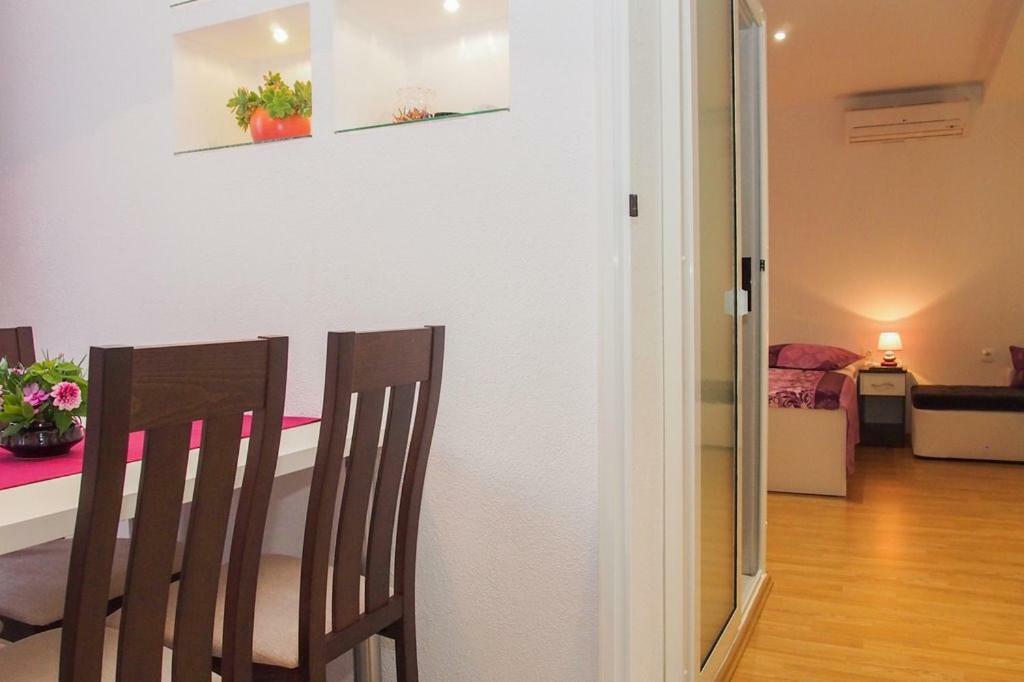 Apartments Edita Макарска Екстериор снимка